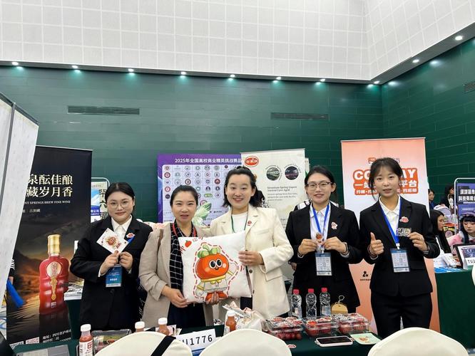 工商管理學院在全國高校商業精英挑戰賽品牌策劃競賽中刷新歷史佳績，雙位獲獎點亮品牌新時代